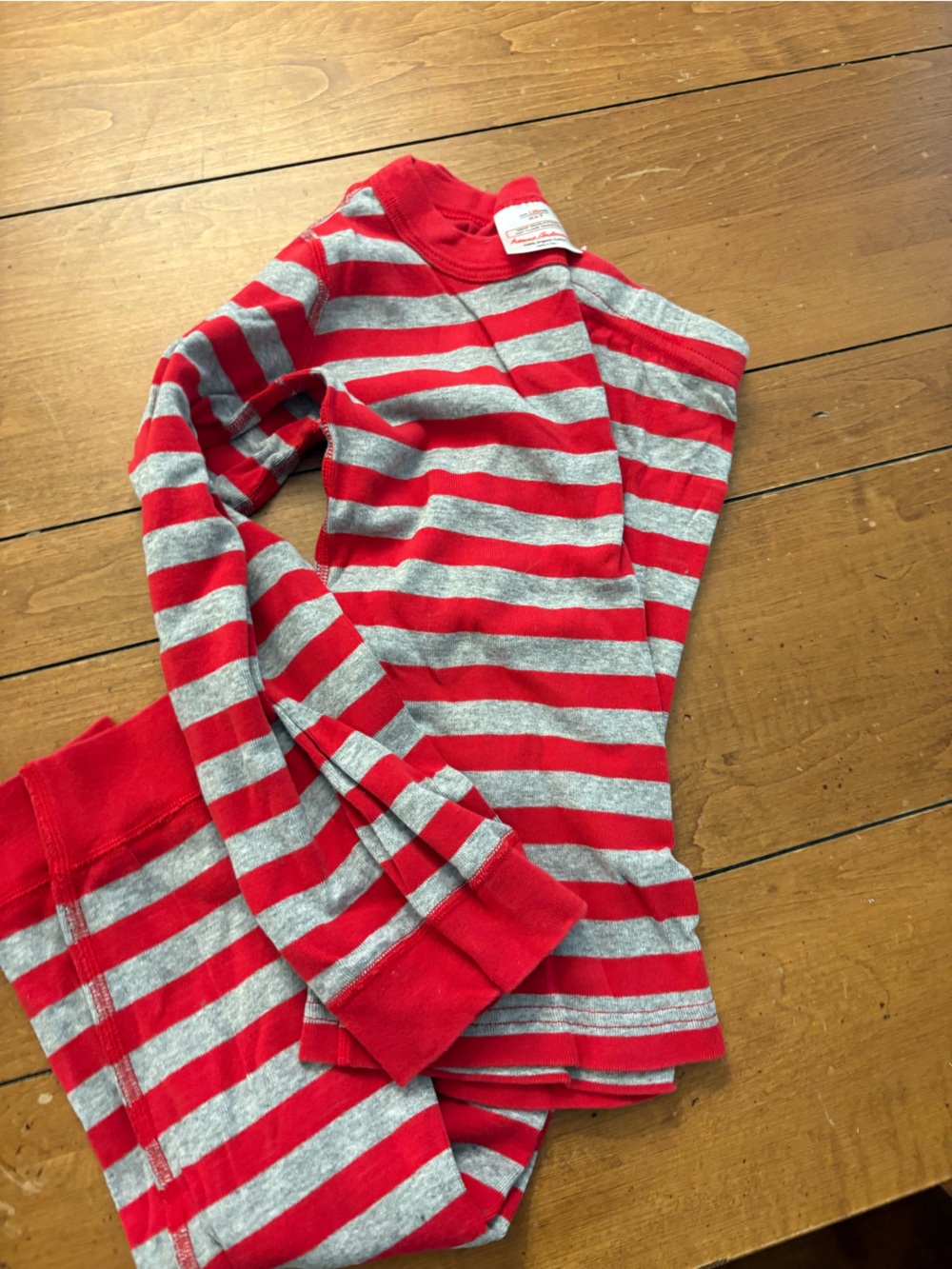 Hanna Andersson 6/7 pajamas